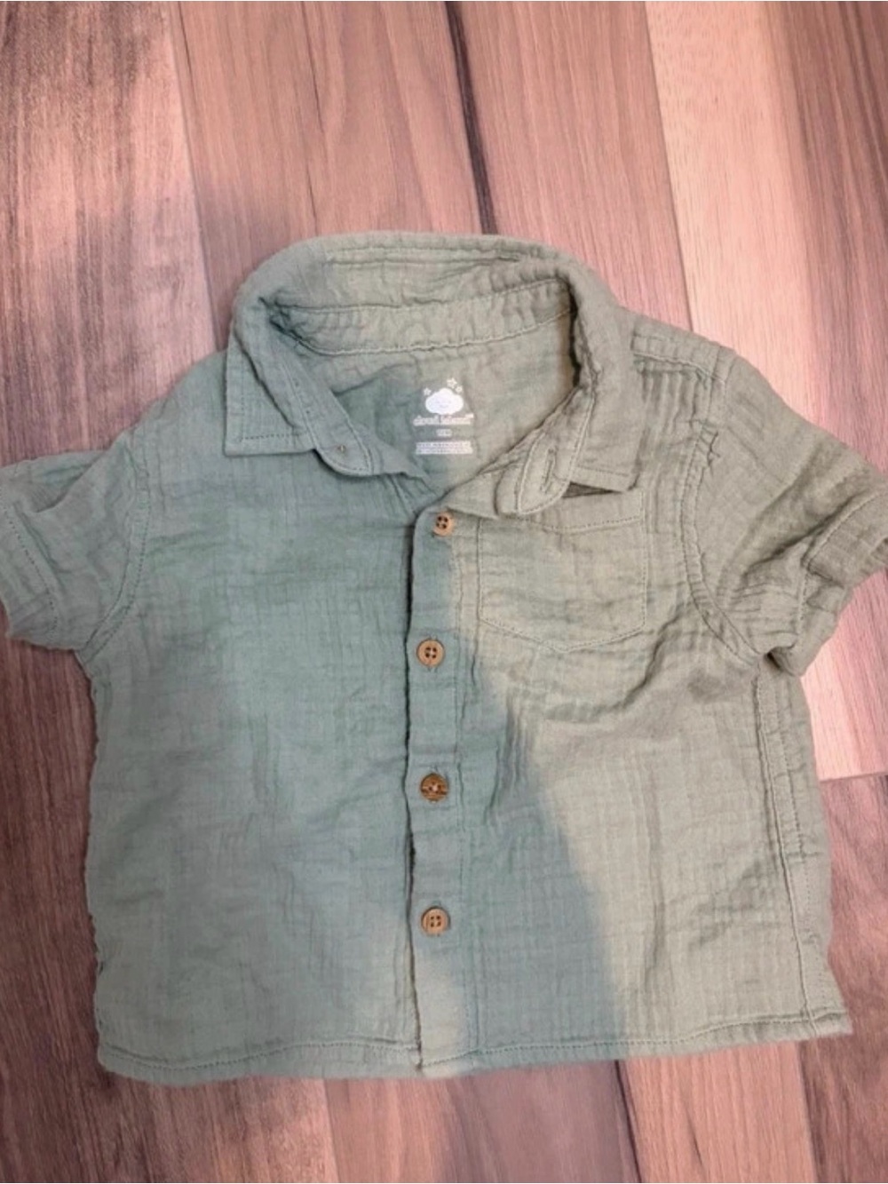 cloud island Short-Sleeve Button-Up Shirt in Sage Green